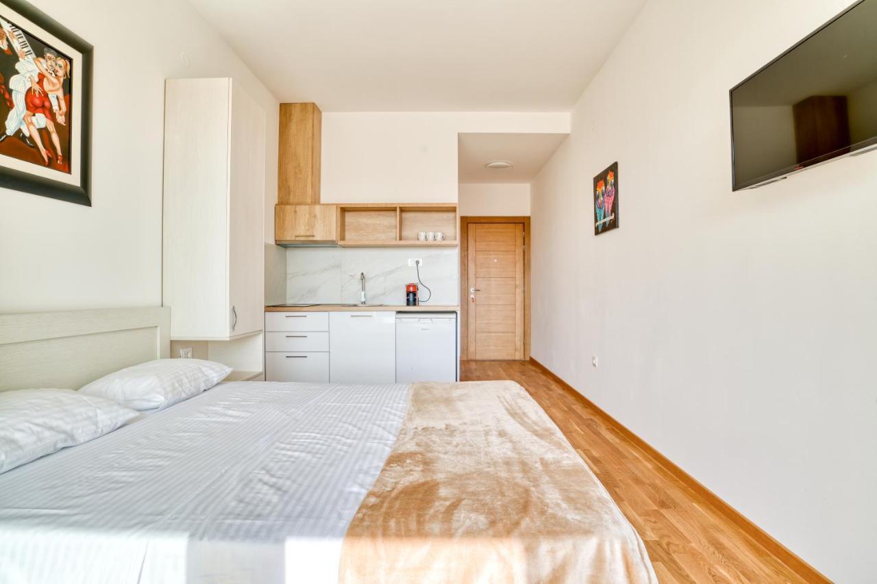 Ivanovic Residences Apartment *