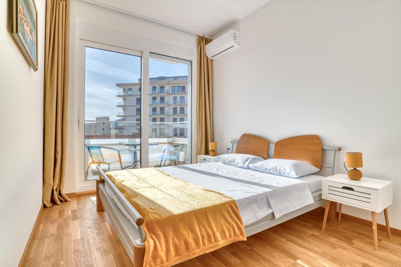 Ivanovic Residences * Budva