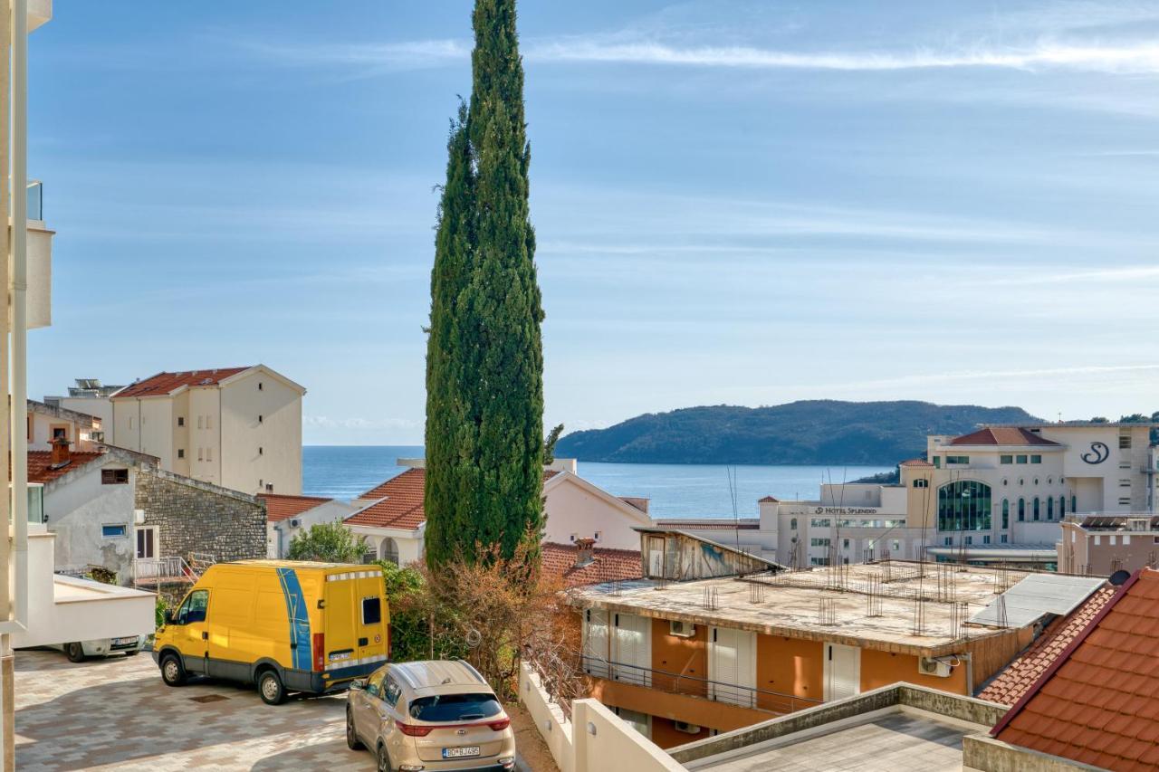 Ivanovic Residences Apartment