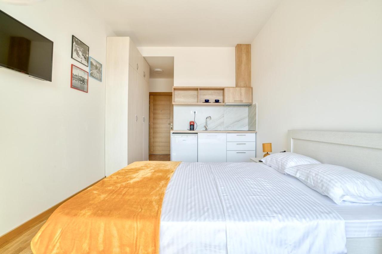 Apartment Ivanovic Residences